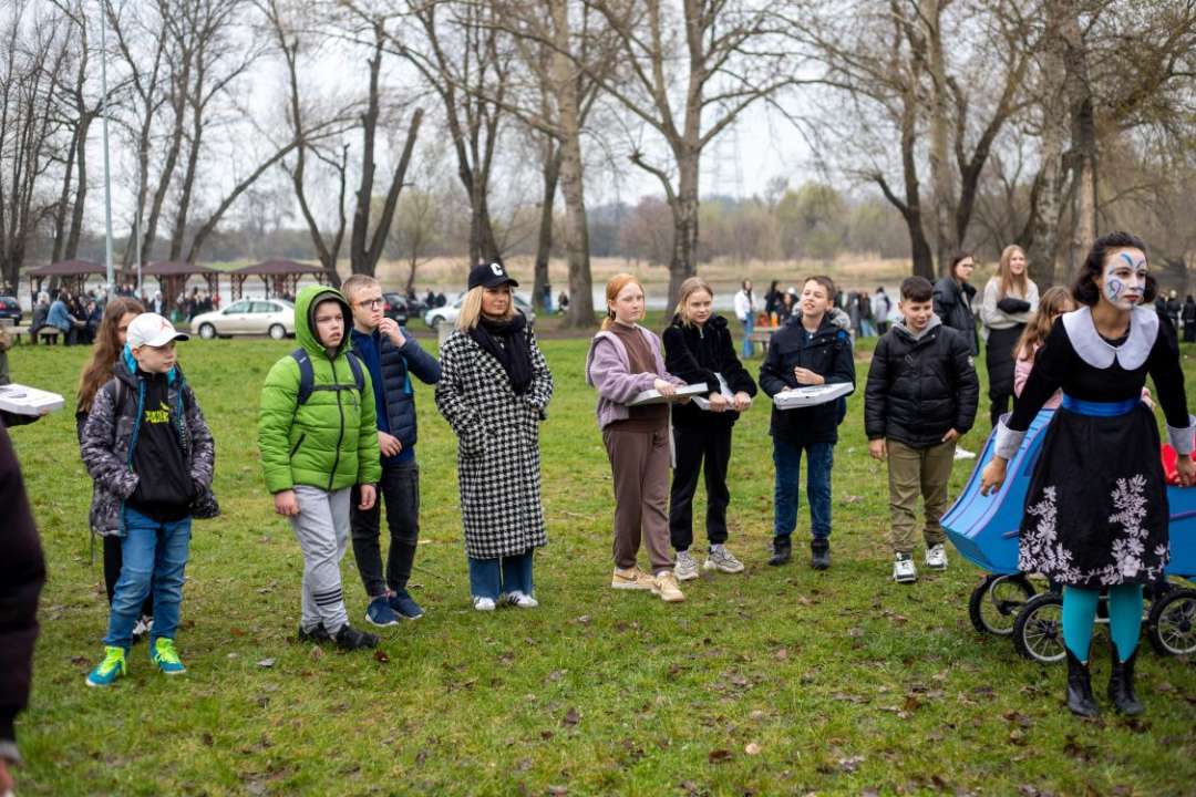 młodzież na wagarach kontrolowanych organizowanych przez Młodzieżową Radę Miasta Głogowa