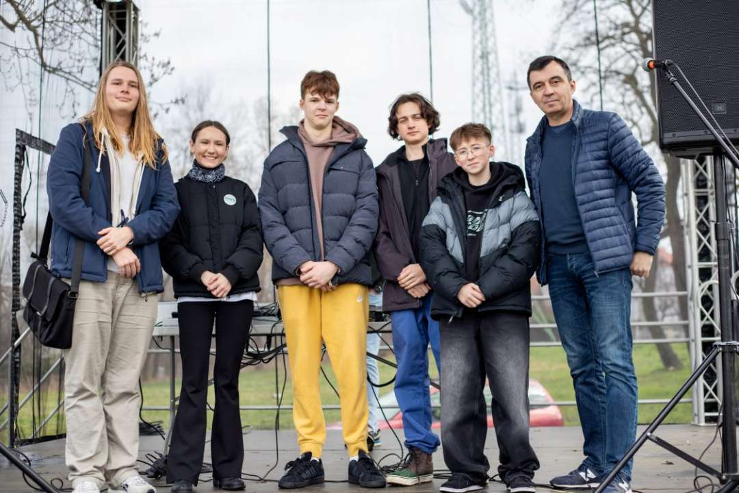 młodzież na wagarach kontrolowanych organizowanych przez Młodzieżową Radę Miasta Głogowa