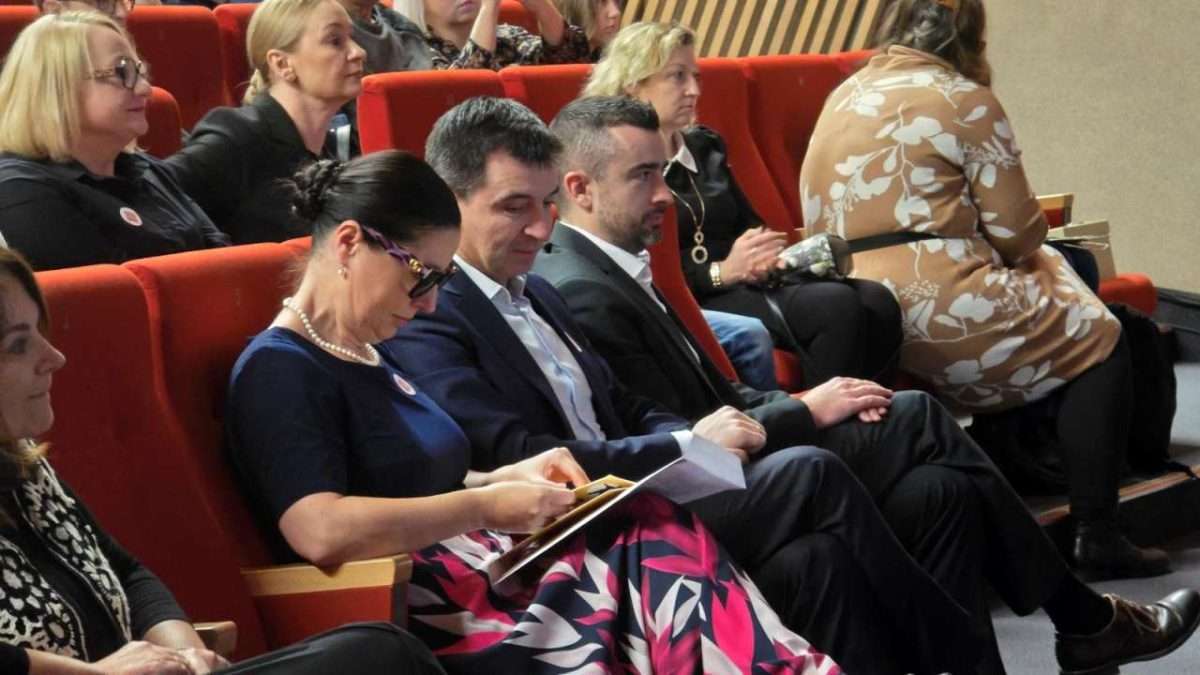 Dzieciństwo bez przemocy. Konferencja "Szansy" w Głogowie