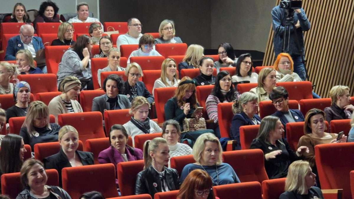 Dzieciństwo bez przemocy. Konferencja "Szansy" w Głogowie