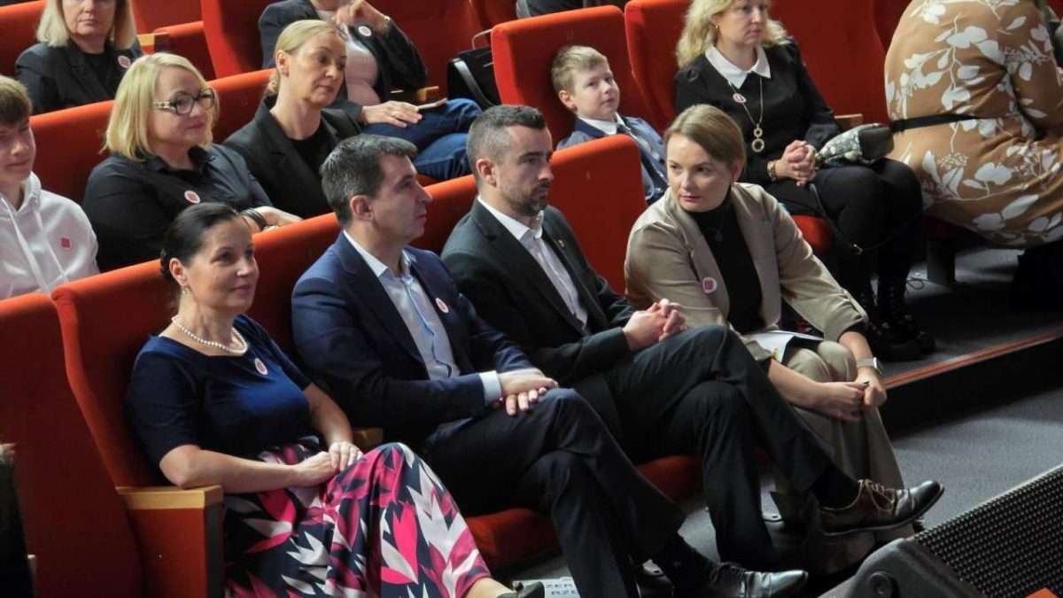 Dzieciństwo bez przemocy. Konferencja "Szansy" w Głogowie