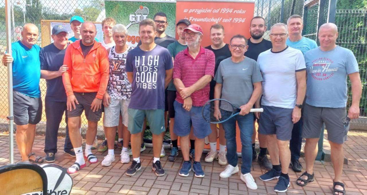 Tenisowe zmagania w Głogowie. Za nami mistrzostwa miasta w singlu i deblu