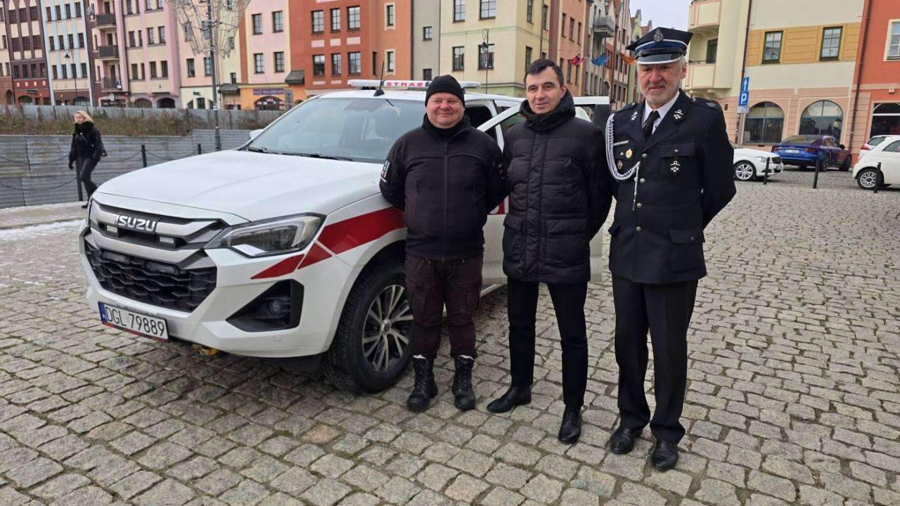 Nowe auto terenowe dla OSP ORW w Głogowie