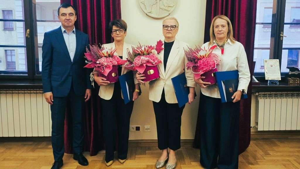 Jubileusze pracy zawodowej dyrektorek szkół i przedszkoli