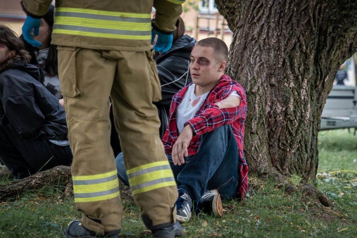 ćwiczenia w terenie służb mundurowych i obrony cywilnej 