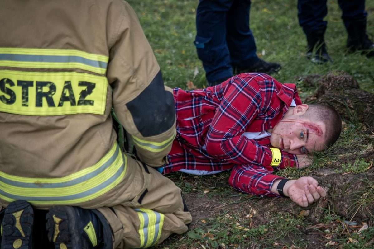 ćwiczenia w terenie służb mundurowych i obrony cywilnej 