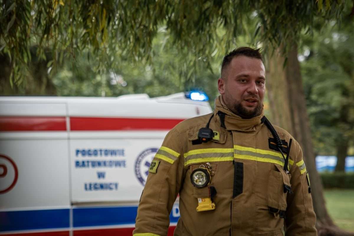 ćwiczenia w terenie służb mundurowych i obrony cywilnej 
