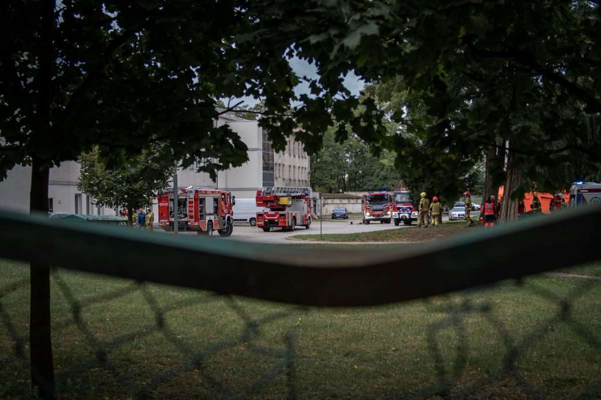 ćwiczenia w terenie służb mundurowych i obrony cywilnej 